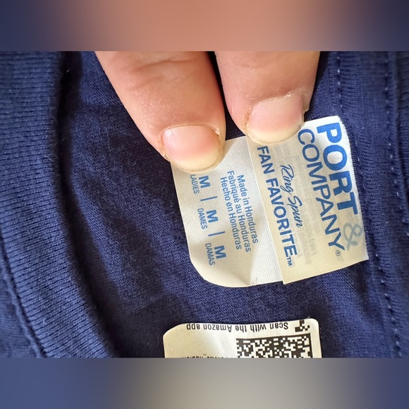 Women tee print “I'm A Mom Grandma Great Nothing Scares Me Mothers Day “ size M - Picture 6 of 9